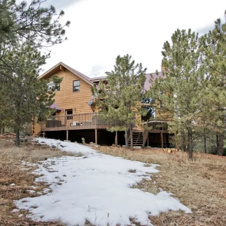 2 Mountain Cabins on 40 acres
