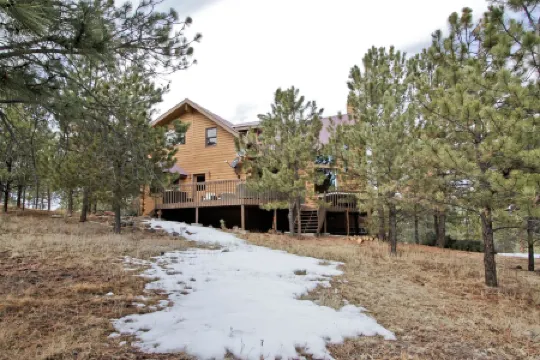 2 Mountain Cabins on 40 acres