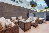 Serenity Sands. Private Spa. Sleeps 12.