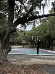 3 Br New Renovation! Resort Privileges (pool, etc), very close to Ocean
