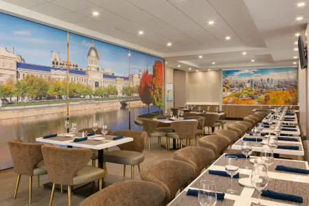 Embassy Suites by Hilton Montreal Airport Отели в г. Пуэнт-Клер