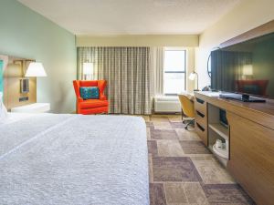 Hampton Inn Hutchinson