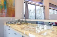 New Winter Rates! Large Home & Gorgeous Vineyard Views & Private Pool & Hot Tub - Private Pool