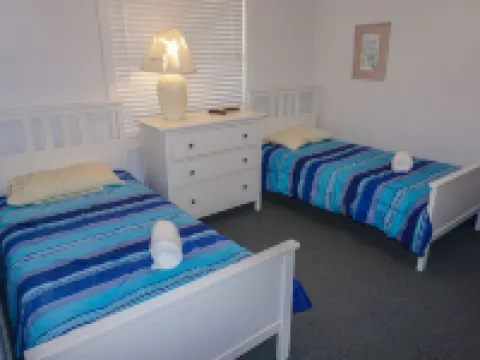 A Beach Vacation Gem.  Just 4 Summer Weeks Left. Hotels in Corolla