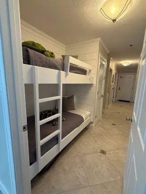 Crystal Beach Condo Destin FL steps to private beach entrance heated pool🏝️☀️⛱️