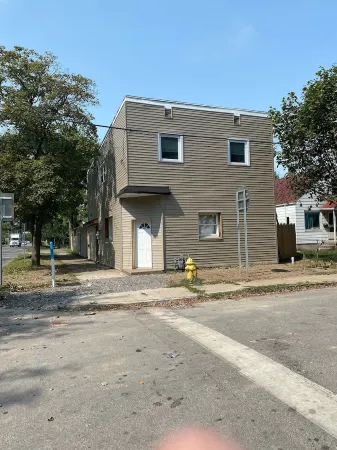 Entire Condo Minutes from Niagara Falls (USA)