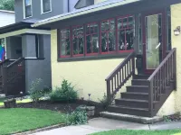 Relaxing Oak Park Home