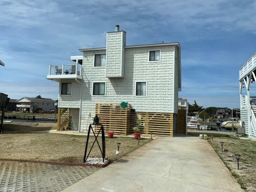Sounds Groovy Obx: Waterfront Home with Dock