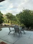 Private, upscale, riverfront cabin, sleeps 6; amazing amenities to dazzle