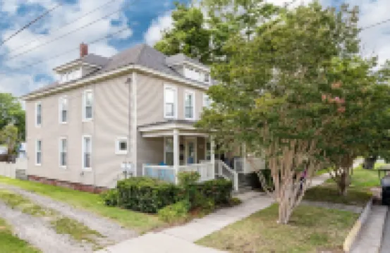 Across from the park and 2 blocks from beach & restaurants- LEFT side of duplex