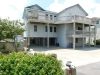 Spacious Home,Saltwater Heated Pool, Game Room, Volleyball,Ocean Views & Tennis