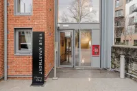 Waterside Living I Luxe Apartments Hotels near Dundry Playground