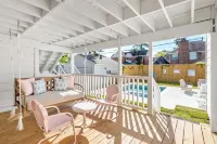 Med Center 6Min • 3 Ensuites • 90°F PoolSpa •Gated 2 Car Parking