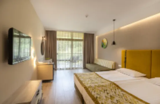 Grifid Encanto Beach Hotel - Medispa, Ultra All Inclusive & Private Beach Hotels near Nirvana Beach