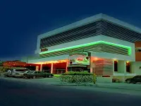 Hotel Rey Hotels near Bosque De La Mujer