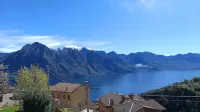 Le Terrazze - Three-room apartment with terrace and shared pool on Lake Iseo