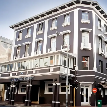 Grand Daddy Boutique Hotel Отели рядом с достопримечательностью «Grand Parade»
