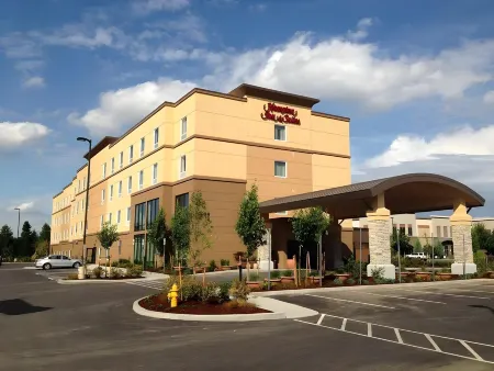 Hampton Inn & Suites Portland/Hillsboro-Evergreen Park Отели рядом с достопримечательностью «Washington County Museum»