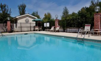 Holiday Inn Express & Suites CHARLESTON-NORTH by IHG