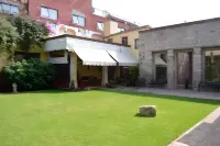 Howard Johnson by Wyndham Morelia Calle Real Các khách sạn ở 