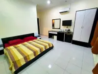 Capital O 91118 Chalet Seri Idaman Hotels in Batu Maung