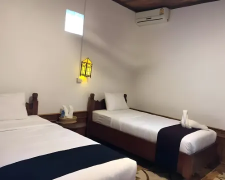 Phonemany Guesthouse Hotels in Pakbeng