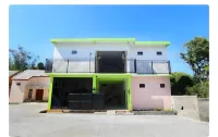 Zidney Guesthouse Syariah Hotels in Sidomukti