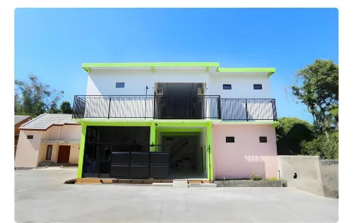 Zidney Guesthouse Syariah Hotels in Sidomukti