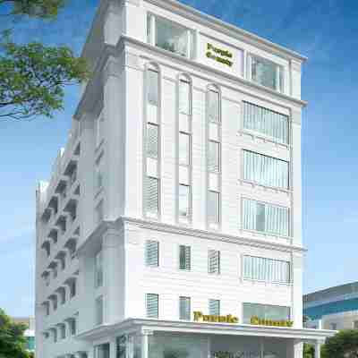 Hotel Tejaswini Grand Hotel Exterior