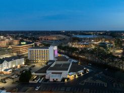 Crowne Plaza VIRGINIA BEACH TOWN CENTER by IHG