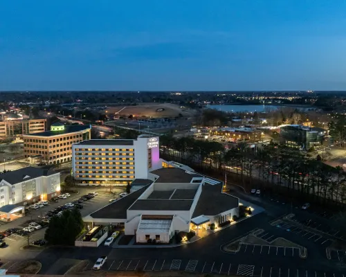 Crowne Plaza VIRGINIA BEACH TOWN CENTER by IHG Hotels near Sandler Center