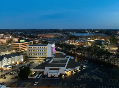 Crowne Plaza VIRGINIA BEACH TOWN CENTER by IHG Các khách sạn gần Công viên Mount Trashmore