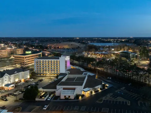 Crowne Plaza VIRGINIA BEACH TOWN CENTER by IHG