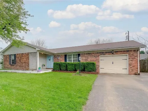 Pet-Friendly Home w/ Fenced Yard in Georgetown