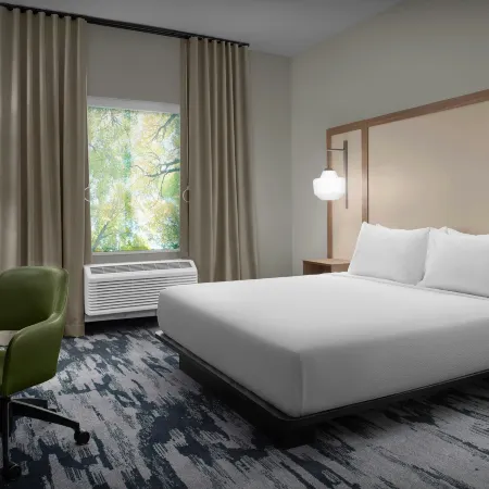 Fairfield by Marriott Inn & Suites Paris