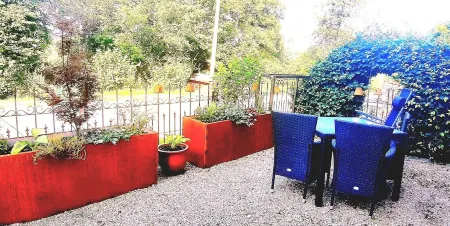 Living in a manor house right on the edge of the forest with wellness areaDog-friendly!