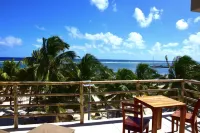Noah Beach Hotel & Suites - Meerblick