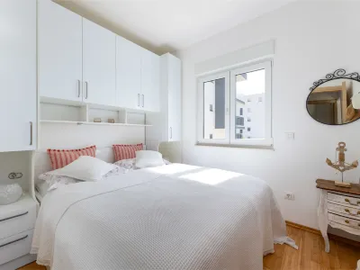 Sole Hotels in Seget Donji