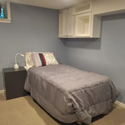 3 Bedroom Oasis away from home by Downtown McHenry Dogs Welcome near Hospital Hotels near Prairie Ridge Drive Park