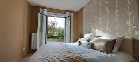 Villa des Climats Bourgogne Отели в г. Марсанне-ла-Кот