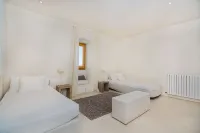 Casa con Piscina en Selva Hotels in Selva