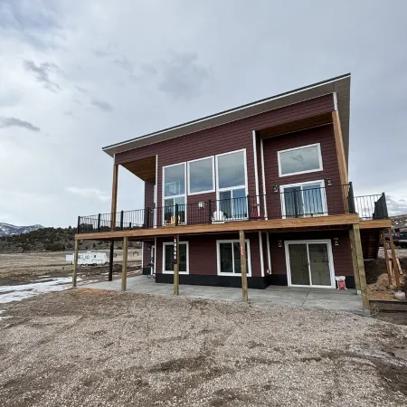 Coeur de Lava, “Heart of Lava”; 3 bed 3bath house, great space in&out on 3acres.