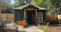 Modern Farm House Pensacola, FlCentrally located in the heart of Pensacola - 무료 와이파이