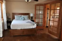 Aspen Grove Mtn Cabin: 4acres, Eleven Mile Village,30min to town, No CLtion Fees