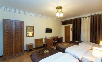 Hotel Iman