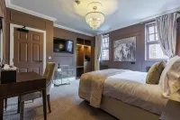 The Seven Chester Hotels in 