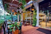 Deka Hotel Surabaya HR Muhammad