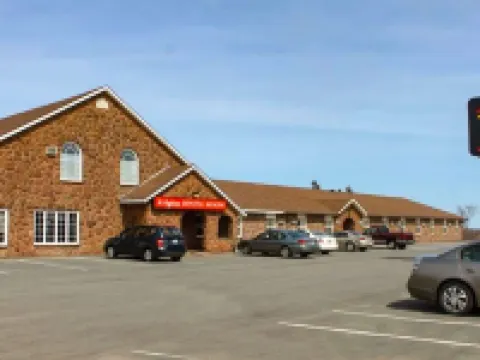 Traveller's Inn Prince Edward Island Hotels in Summerside