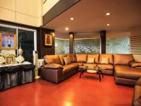 Kwanruen Resort Hotels near Bung Ta Lua Water Park