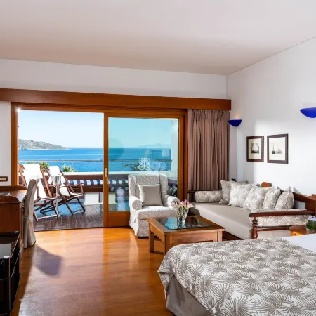 Elounda Beach Hotel & Villas, a Member of the Leading Hotels of the World